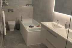 1591791339_Modern-Bathroom-Design-Ideas